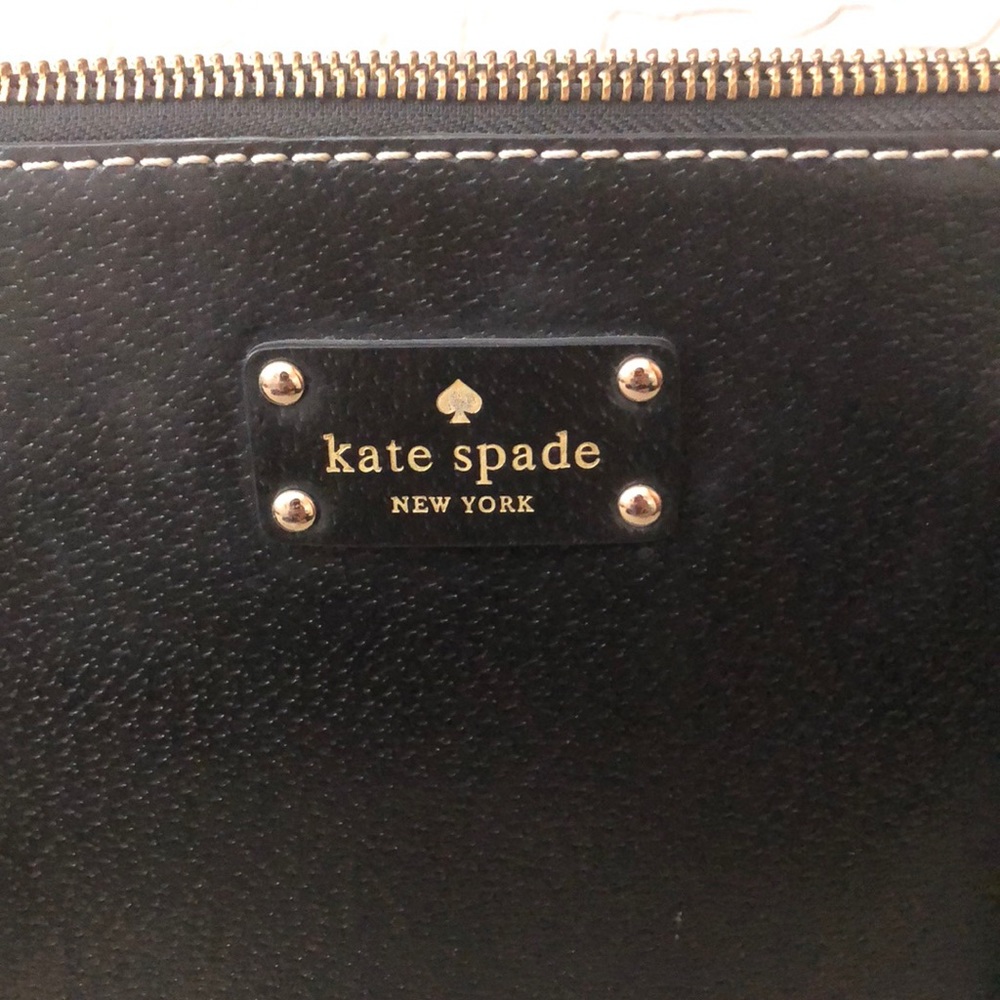 Kate Spade purse - Picture 2 of 7